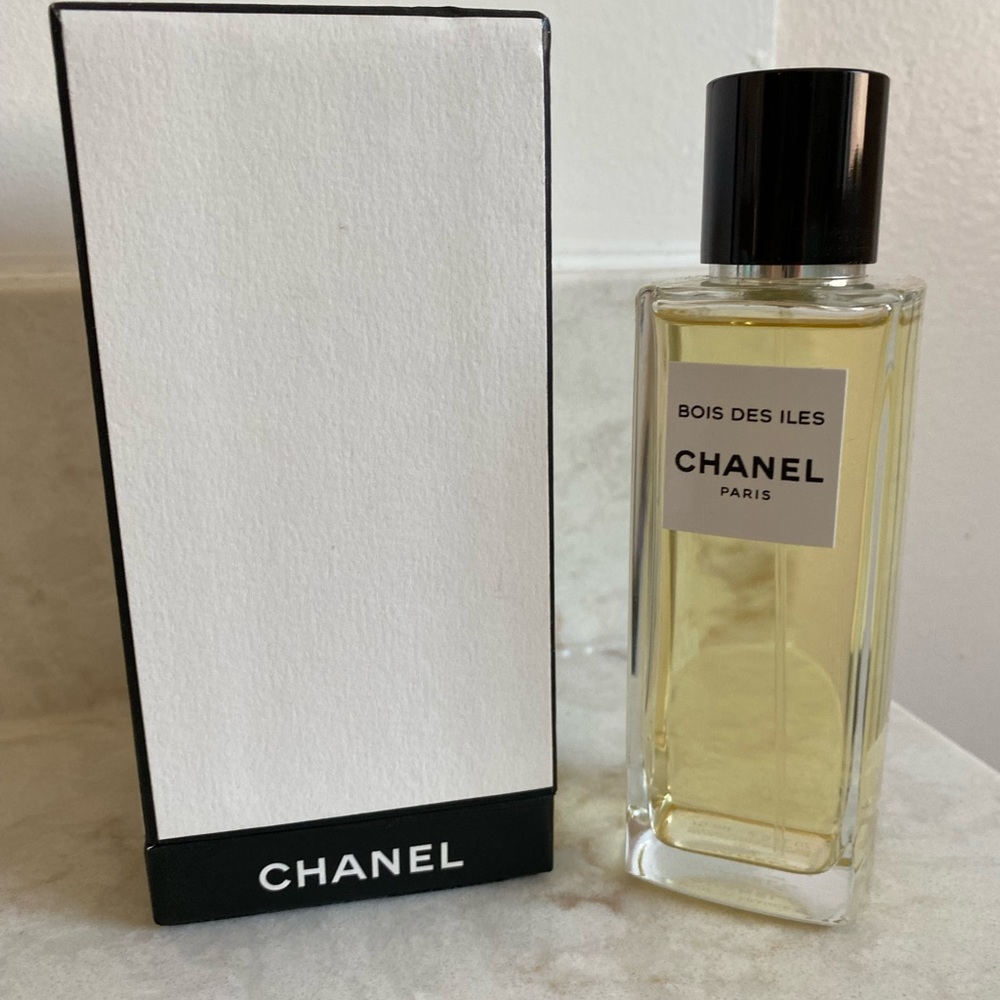 Chanel BOIS DES ILES Parfume